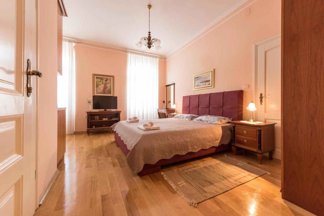 Apartments Villa Devana Opatija Eksteriør bilde