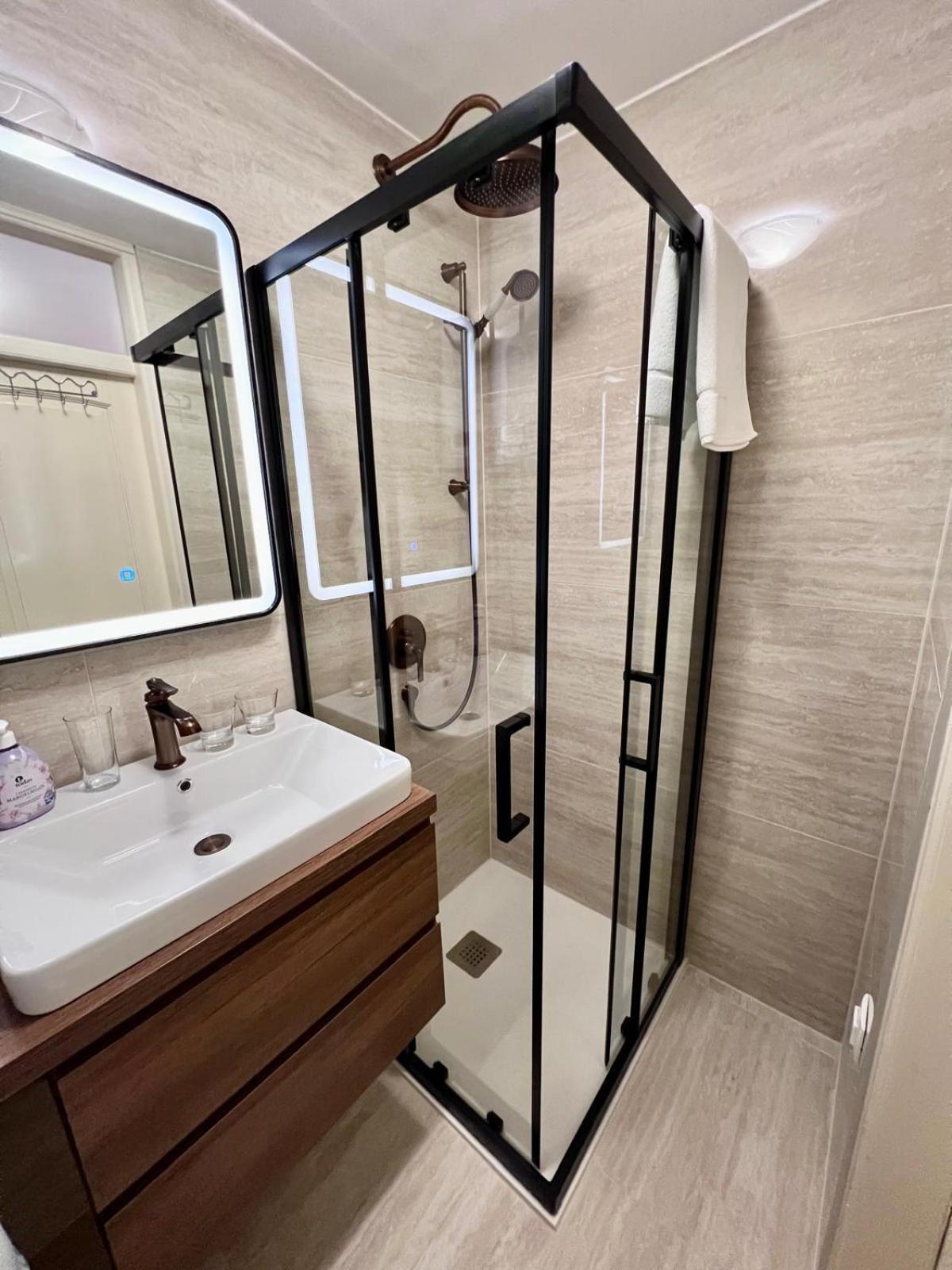 Apartments Villa Devana Opatija Rom bilde